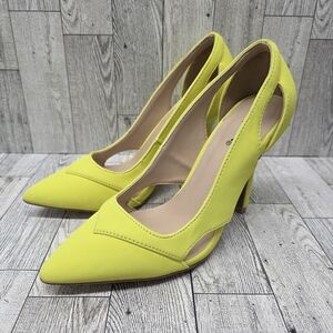 Qupid Vibrant Yellow Women's Heels